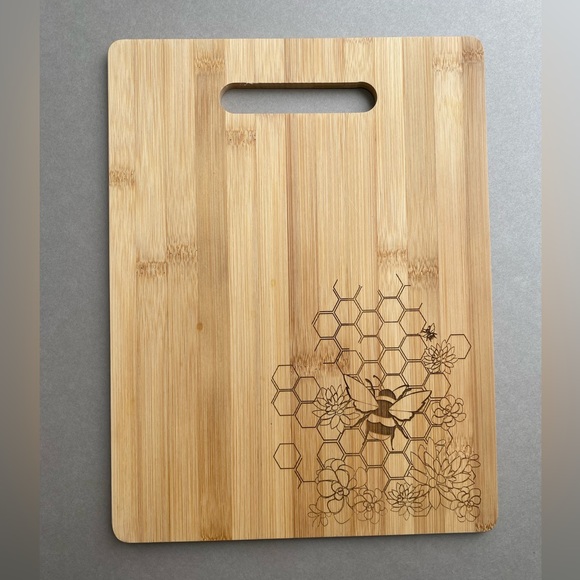 Honey Bee Comb Cutting Bamboo Board Design summer spring kitchen NEW - Picture 4 of 6